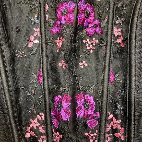 Victoria’s Secret Very Sexy Black and Purple Floral Corset - Picture 3 of 9